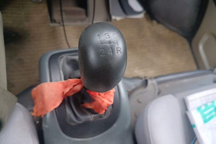 Used Wuling Zhiguang 2013 1.0L Practical Version Gear Lever