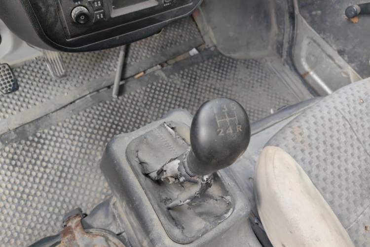 Used Wuling Zhiguang 2013 1.0L Practical Version Gear Lever