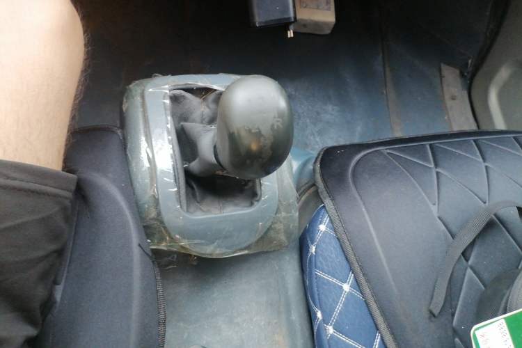 Used Wuling Zhiguang 2013 1.0L Practical Version Gear Lever