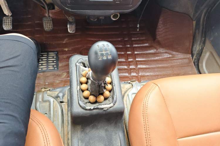 Used Wuling Zhiguang 2013 1.0L Practical Version Gear Lever