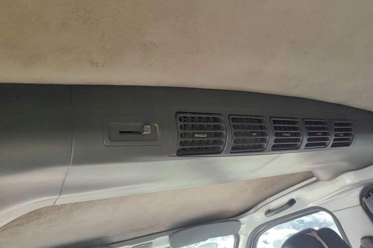 Used Wuling Zhiguang 2013 1.0L Practical Version Headliner