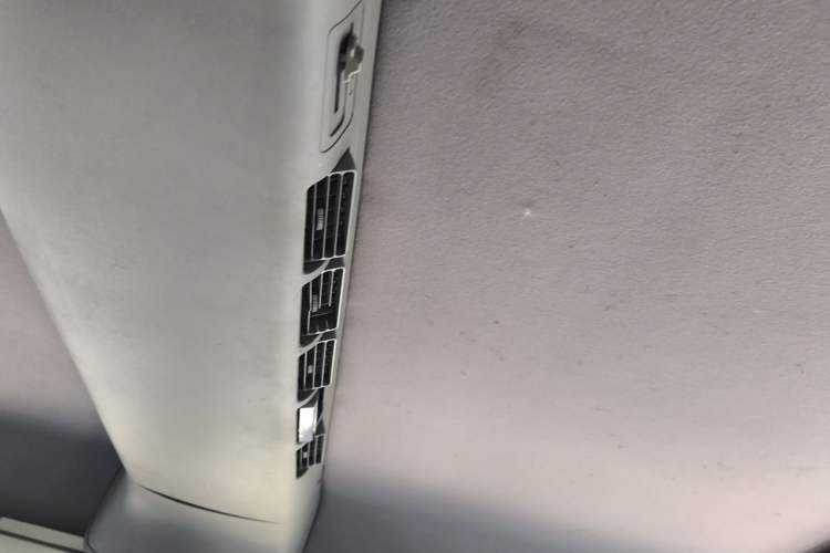 Used Wuling Zhiguang 2013 1.0L Practical Version Headliner