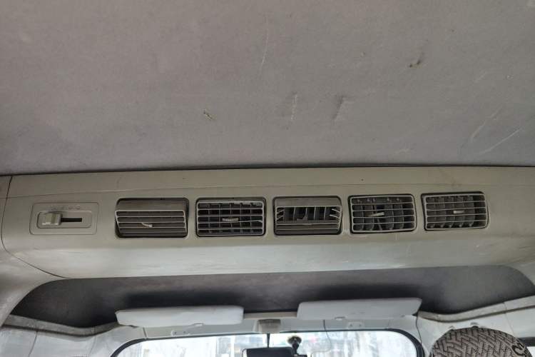 Used Wuling Zhiguang 2013 1.0L Practical Version Headliner