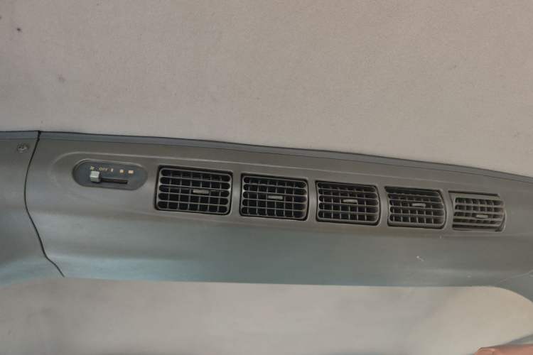 Used Wuling Zhiguang 2013 1.0L Practical Version Headliner