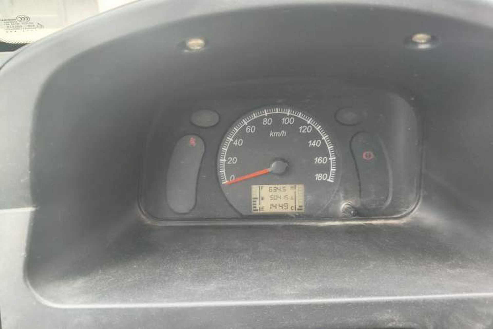 Used Wuling Zhiguang 2013 1.0L Practical Version Instrument Cluster