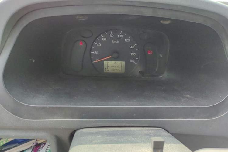 Used Wuling Zhiguang 2013 1.0L Practical Version Instrument Cluster