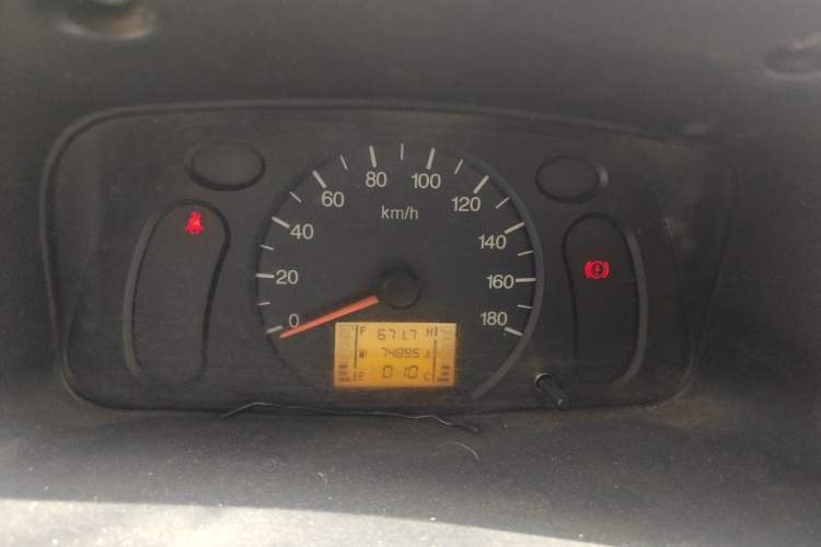 Used Wuling Zhiguang 2013 1.0L Practical Version Instrument Cluster