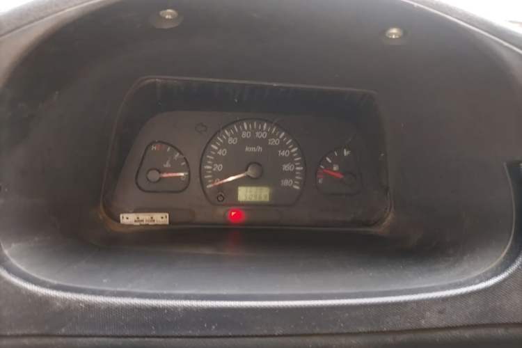 Used Wuling Zhiguang 2013 1.0L Practical Version Instrument Cluster