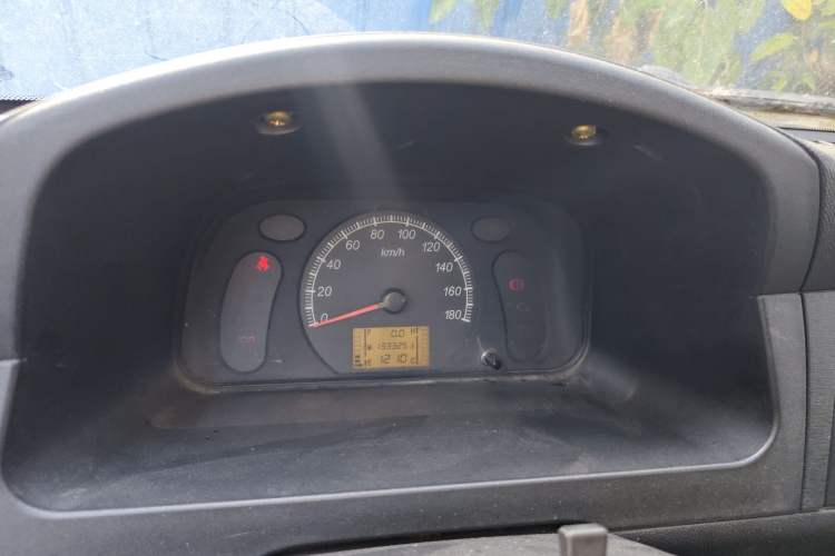Used Wuling Zhiguang 2013 1.0L Practical Version Instrument Cluster