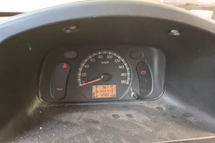 Used Wuling Zhiguang 2013 1.0L Practical Version Instrument Cluster