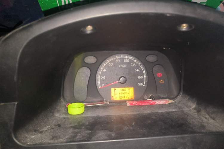 Used Wuling Zhiguang 2013 1.0L Practical Version Instrument Cluster