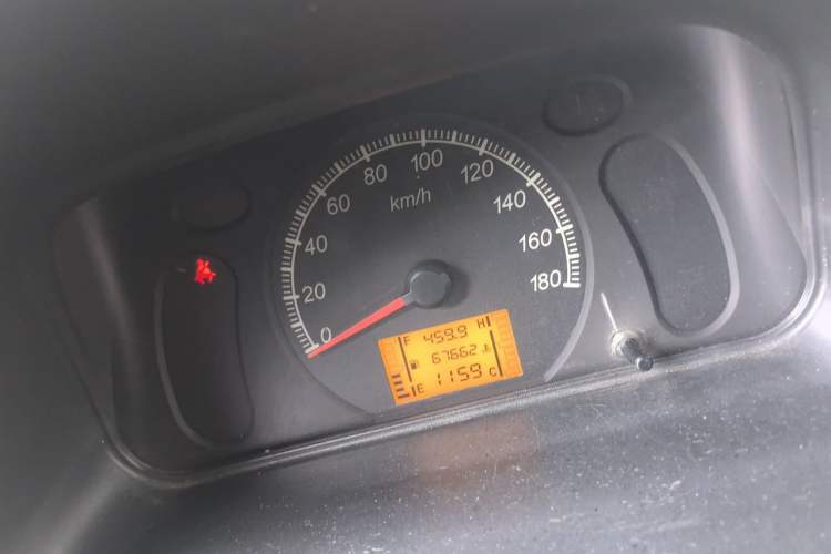 Used Wuling Zhiguang 2013 1.0L Base Version Instrument Cluster