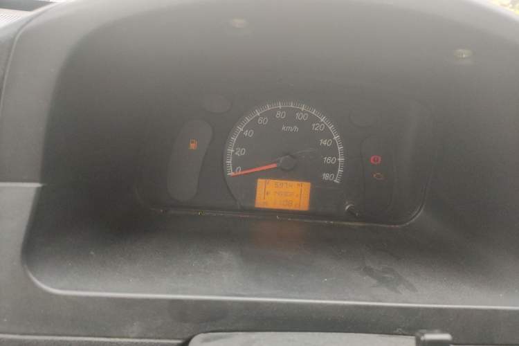 Used Wuling Zhiguang 2013 1.0L Practical Version Instrument Cluster