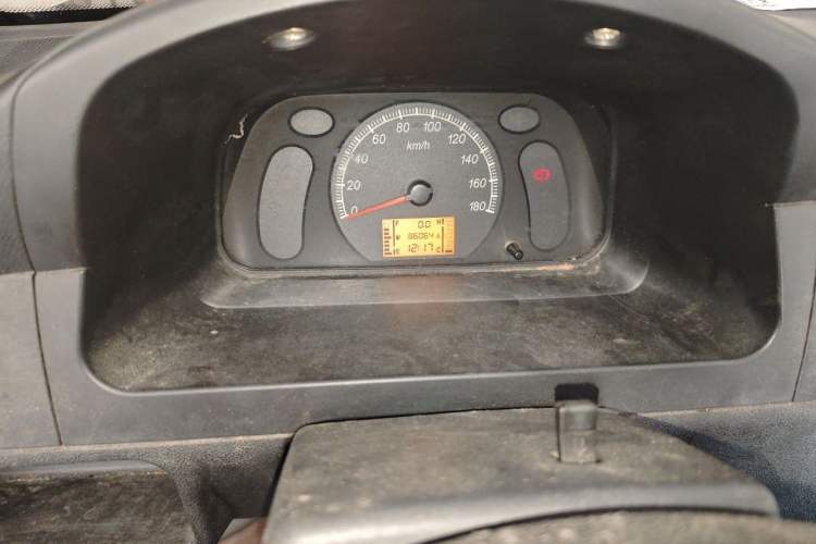 Used Wuling Zhiguang 2013 1.0L Practical Version Instrument Cluster