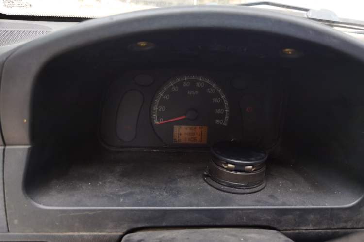 Used Wuling Zhiguang 2013 1.0L Practical Version Instrument Cluster