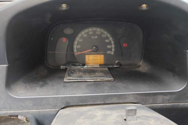 Used Wuling Zhiguang 2013 1.0L Practical Version Instrument Cluster