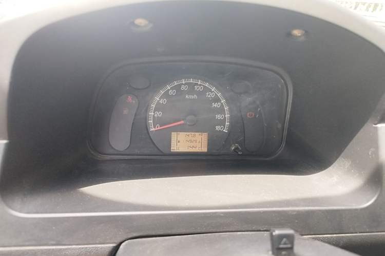 Used Wuling Zhiguang 2013 1.0L Base Version Instrument Cluster