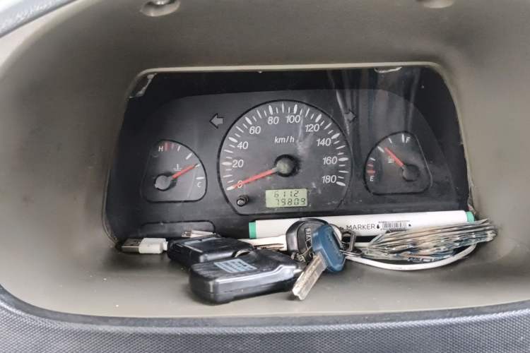 Used Wuling Zhiguang 2013 1.0L Practical Version Instrument Cluster