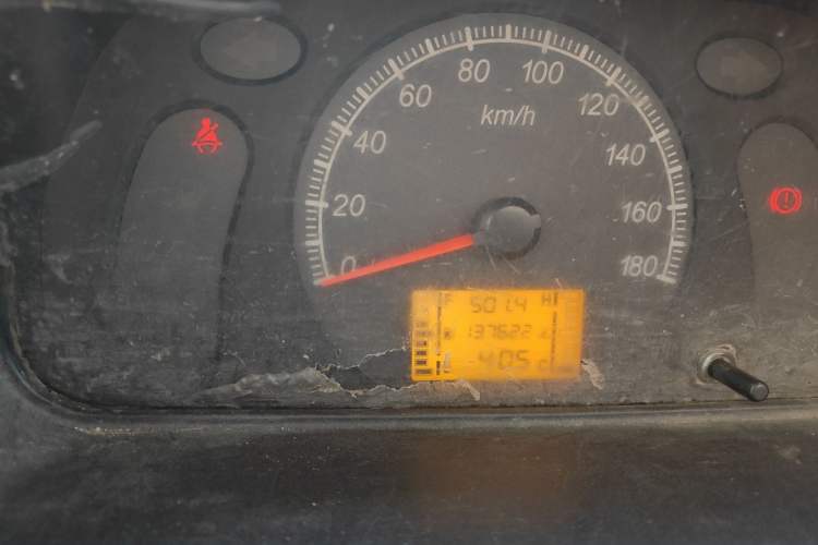Used Wuling Zhiguang 2013 1.0L Practical Version Instrument Cluster