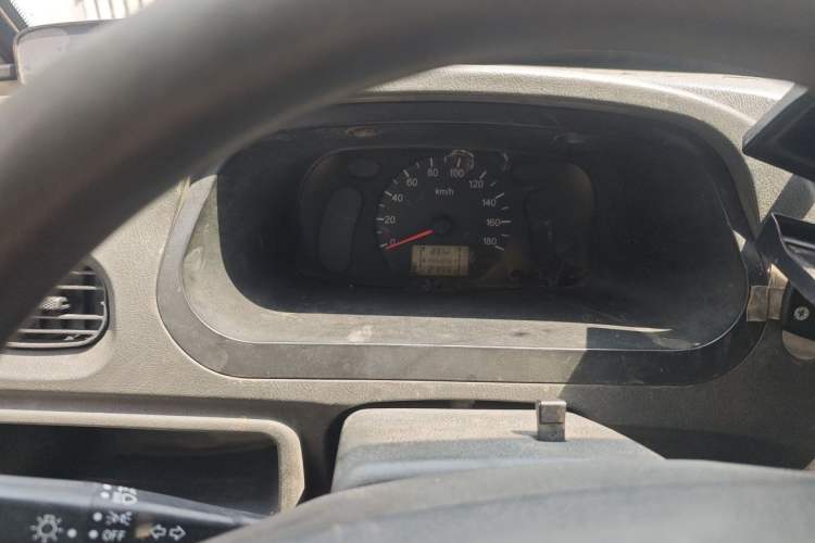 Used Wuling Zhiguang 2013 1.0L Practical Version Instrument Cluster