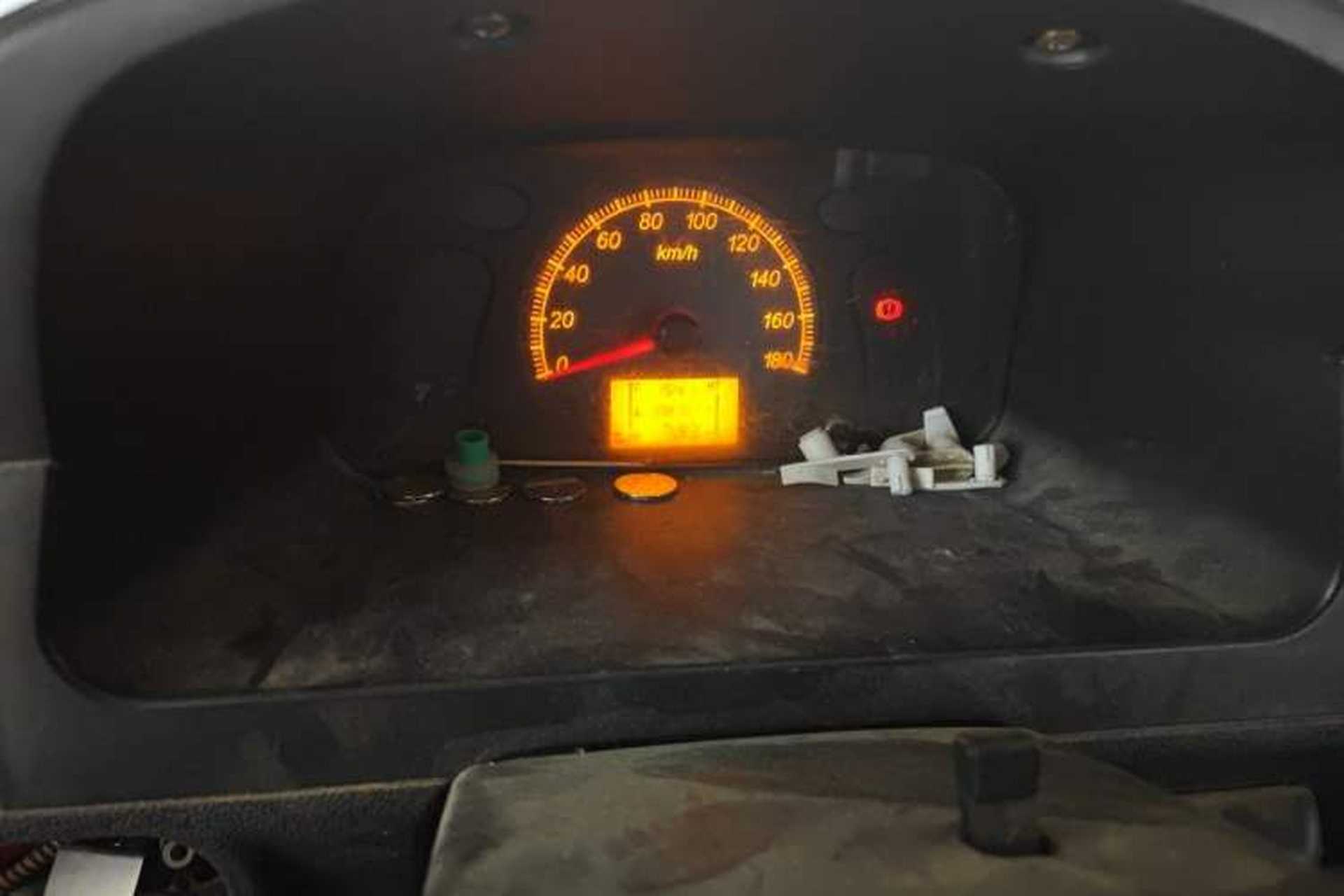 Used Wuling Zhiguang 2013 1.0L Practical Version Instrument Cluster