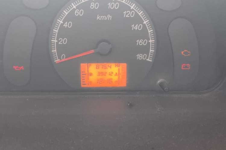 Used Wuling Zhiguang 2013 1.0L Practical Version Instrument Cluster