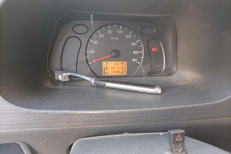 Used Wuling Zhiguang 2013 1.0L Practical Version Instrument Cluster