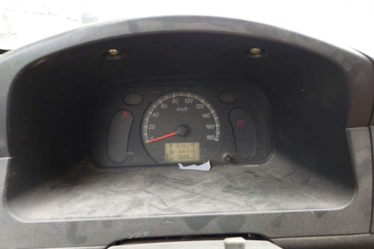 Used Wuling Zhiguang 2013 1.0L Practical Version Instrument Cluster