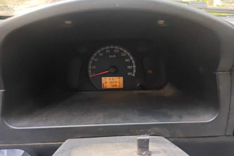 Used Wuling Zhiguang 2013 1.0L Practical Version Instrument Cluster