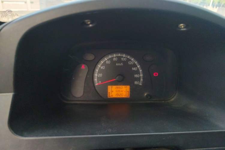 Used Wuling Zhiguang 2013 1.0L Practical Version Instrument Cluster
