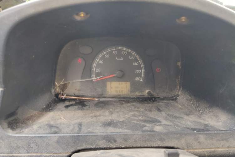 Used Wuling Zhiguang 2013 1.0L Practical Version Instrument Cluster