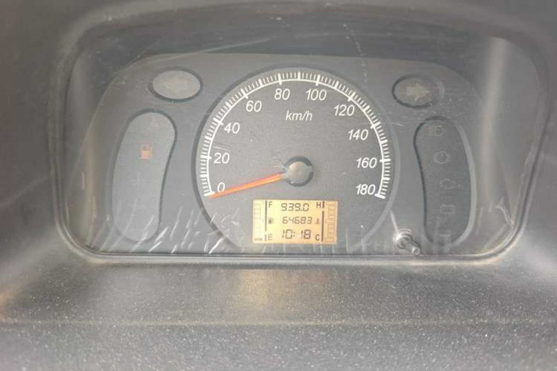 Used Wuling Zhiguang 2013 1.0L Practical Version Instrument Cluster