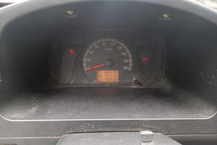Used Wuling Zhiguang 2013 1.0L Practical Version Instrument Cluster