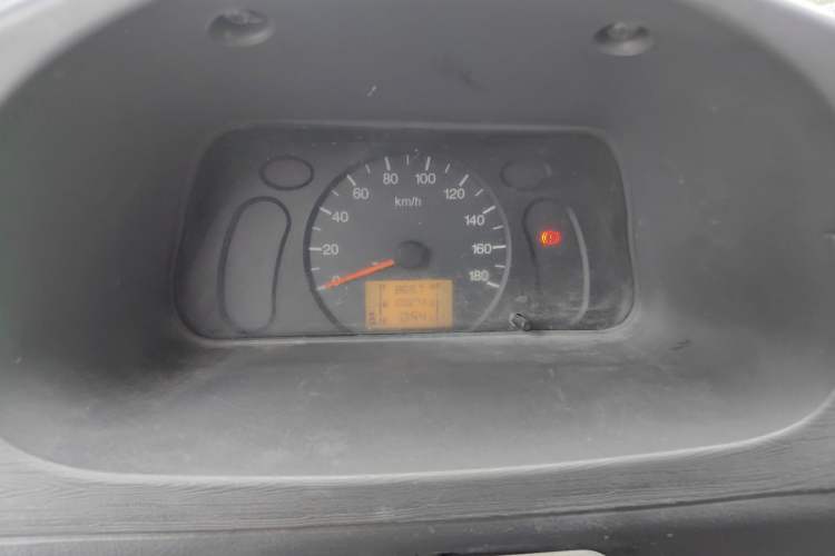 Used Wuling Zhiguang 2013 1.0L Practical Version Instrument Cluster