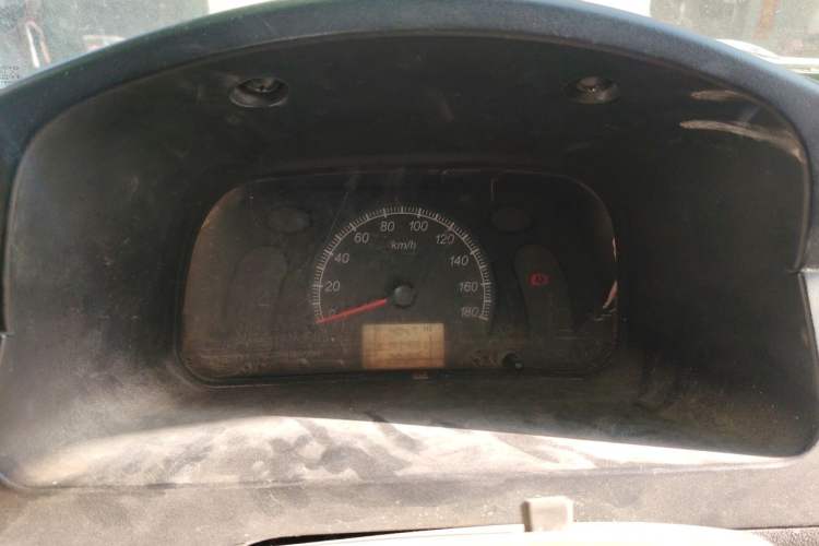 Used Wuling Zhiguang 2013 1.0L Practical Version Instrument Cluster