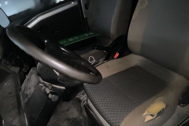 Used Wuling Zhiguang 2013 1.0L Practical Version Left Front Seat
