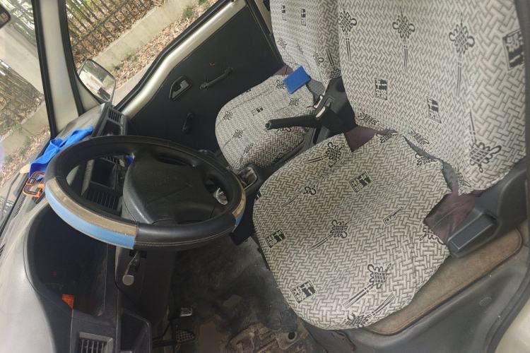 Used Wuling Zhiguang 2013 1.0L Practical Version Left Front Seat