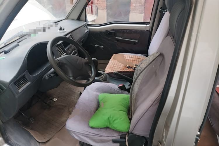 Used Wuling Zhiguang 2013 1.0L Practical Version Left Front Seat