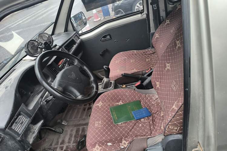Used Wuling Zhiguang 2013 1.0L Practical Version Left Front Seat