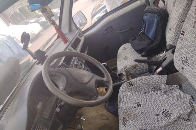 Used Wuling Zhiguang 2013 1.0L Practical Version Left Front Seat