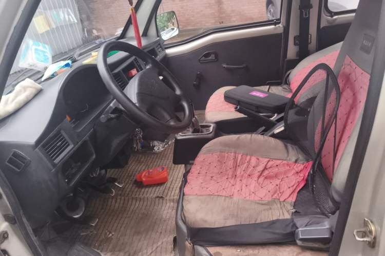 Used Wuling Zhiguang 2013 1.0L Practical Version Left Front Seat