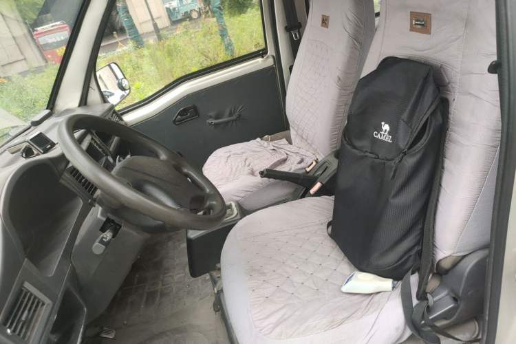 Used Wuling Zhiguang 2013 1.0L Practical Version Left Front Seat