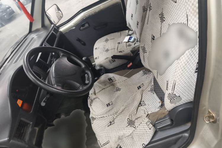 Used Wuling Zhiguang 2013 1.0L Practical Version Left Front Seat