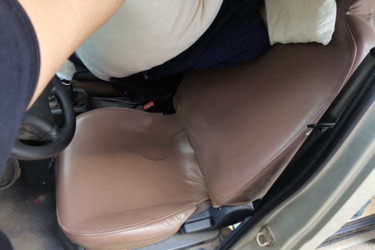 Used Wuling Zhiguang 2013 1.0L Practical Version Left Front Seat