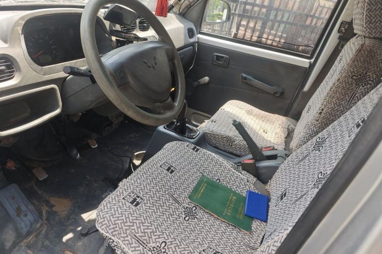 Used Wuling Zhiguang 2013 1.0L Practical Version Left Front Seat