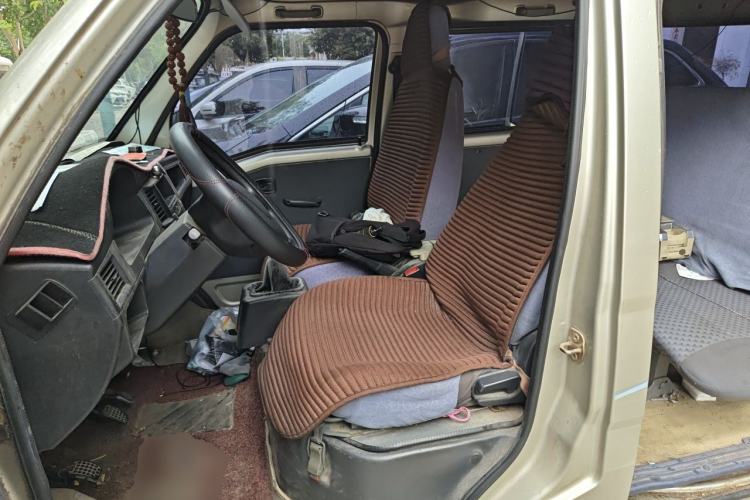 Used Wuling Zhiguang 2013 1.0L Practical Version Left Front Seat