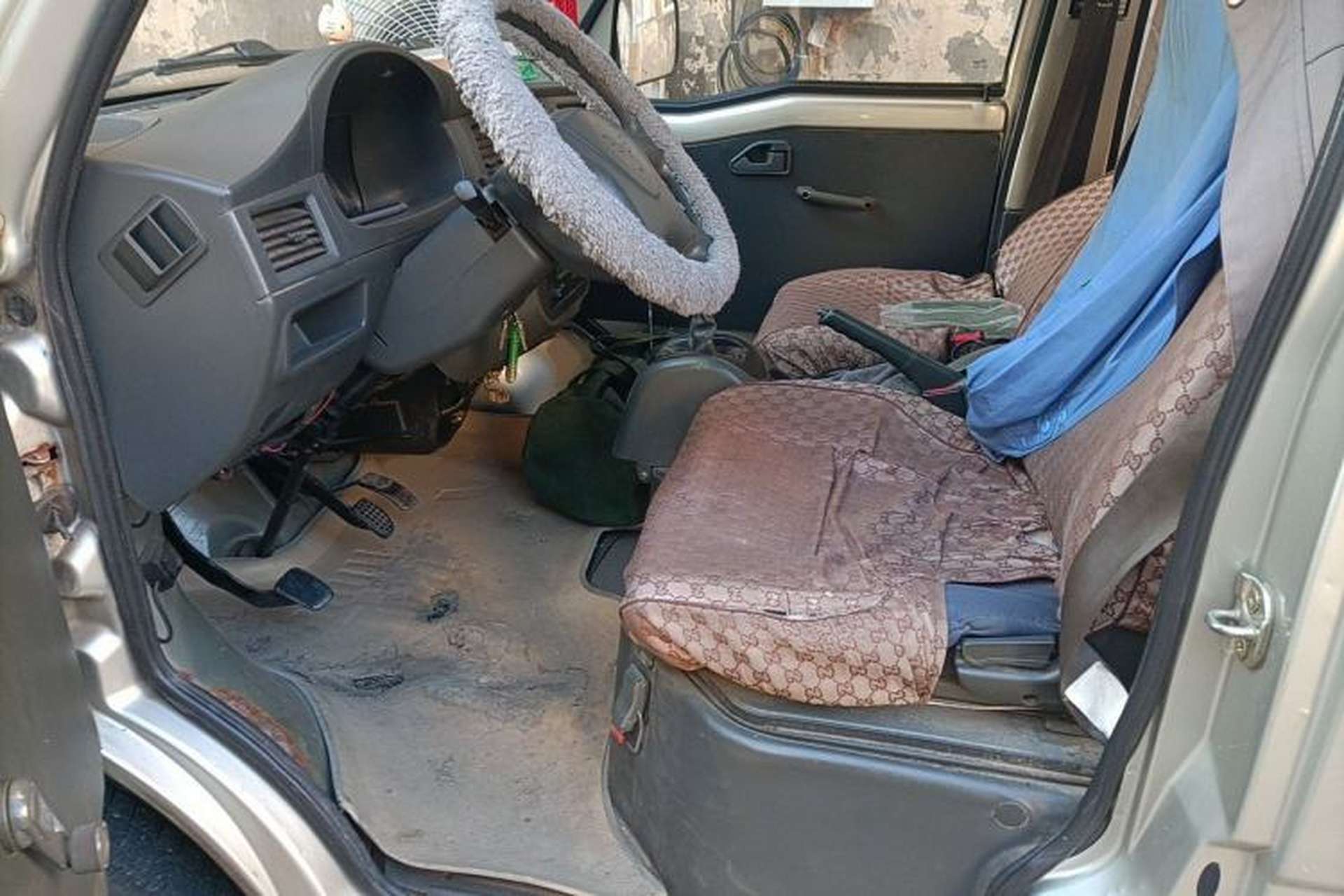 Used Wuling Zhiguang 2013 1.0L Practical Version Left Front Seat