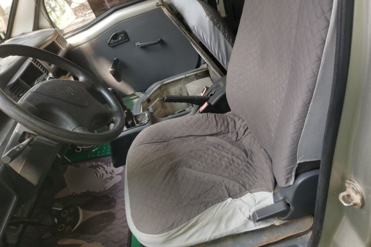 Used Wuling Zhiguang 2013 1.0L Practical Version Left Front Seat