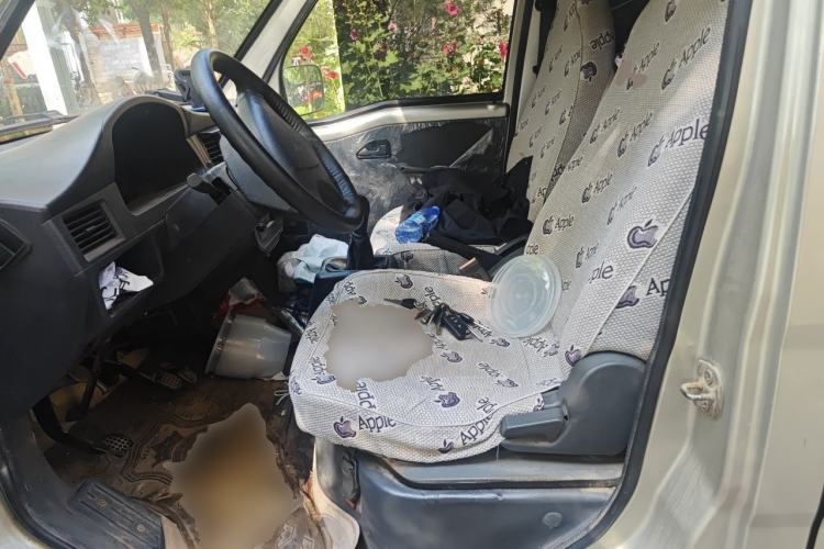 Used Wuling Zhiguang 2013 1.0L Practical Version Left Front Seat