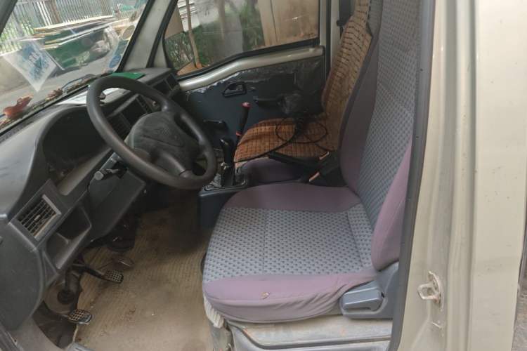 Used Wuling Zhiguang 2013 1.0L Practical Version Left Front Seat